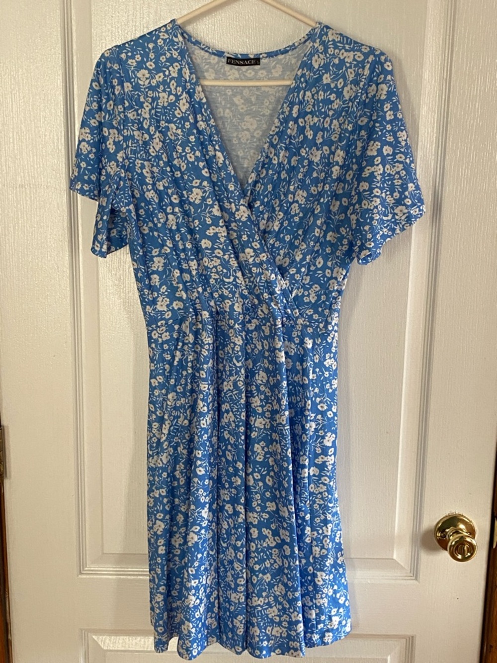 Fensace White Floral Wrap Midi Dress in Bright Blue